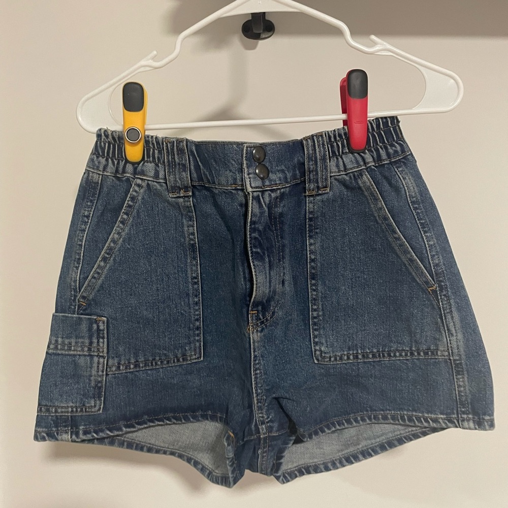Urban Outfitters BDG Skate Shorts size 29